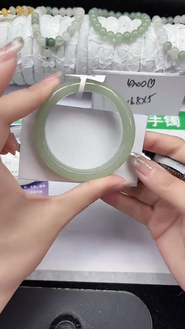 未镶嵌手镯石英质玉130-53/54