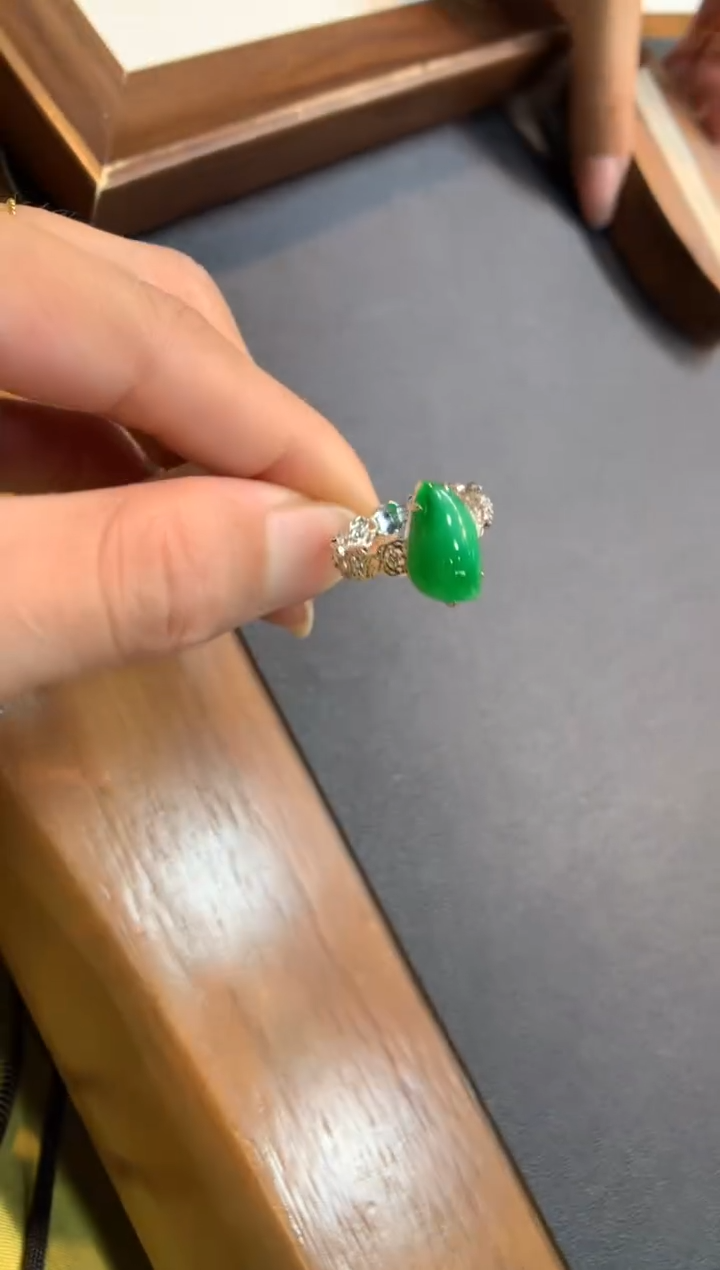 翡翠戒指18K金镶嵌戒指14圈上下两个圈口免费改