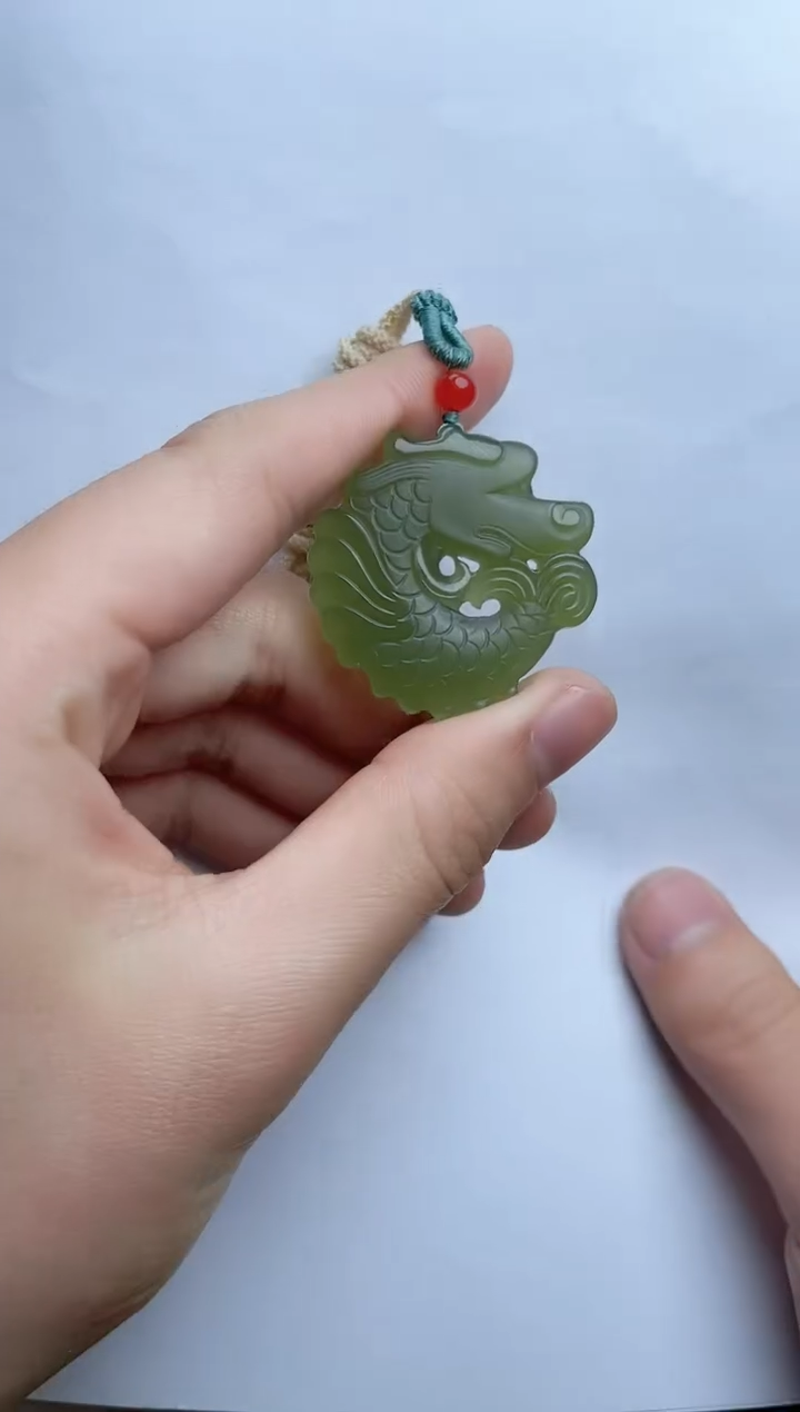 【闪购商品】和田玉颈饰未镶嵌鱼化龙kk