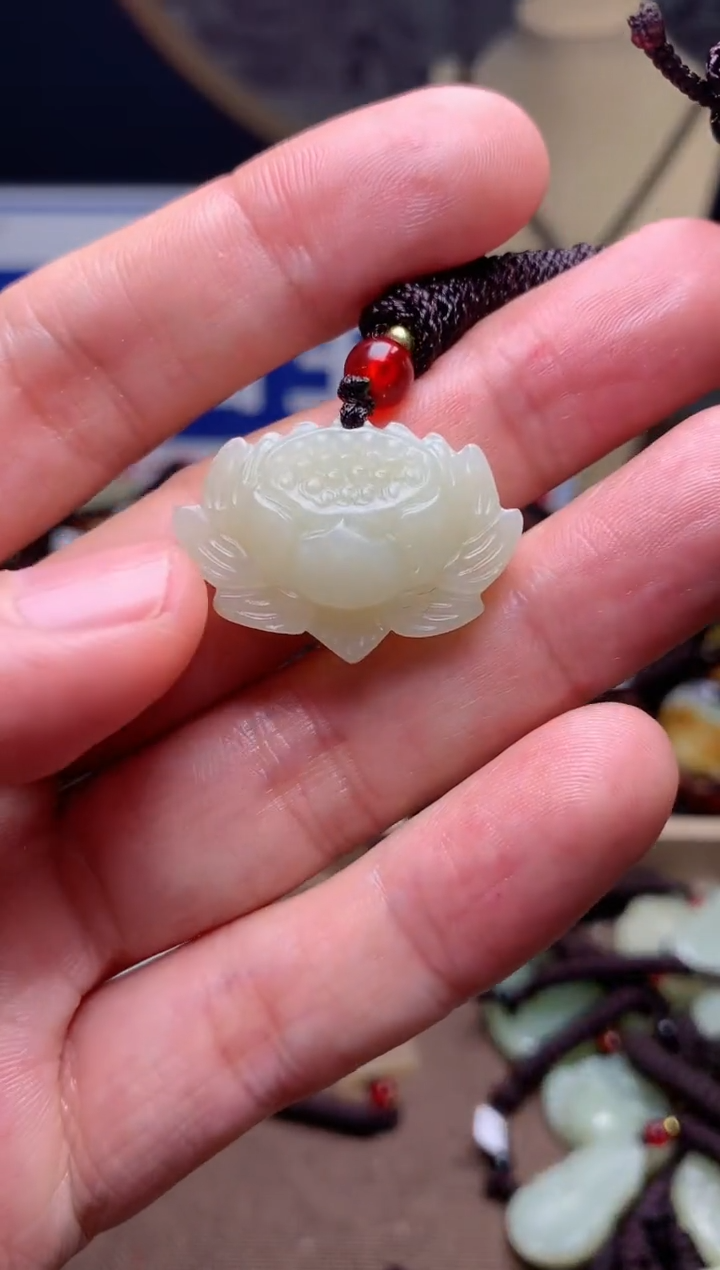 【闪购商品】和田玉颈饰未镶嵌1