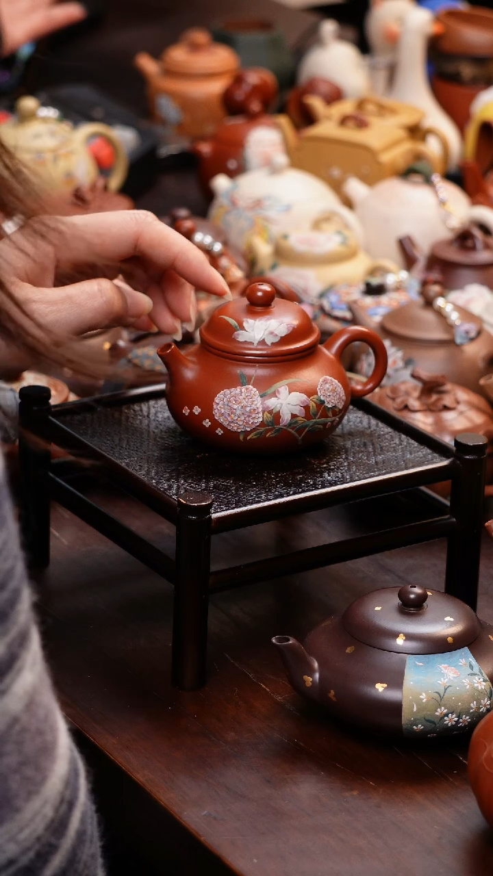 【闪购商品】原矿手工朱妮杯子