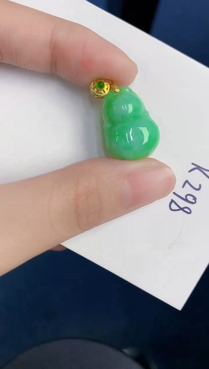 颈饰未镶嵌翡翠天然翡翠缅甸A货