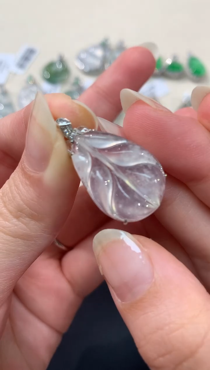 【闪购商品】翡翠吊坠(不含链)18K金镶嵌A458|9800