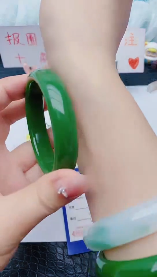 石英质玉手镯未镶嵌y119+55-56