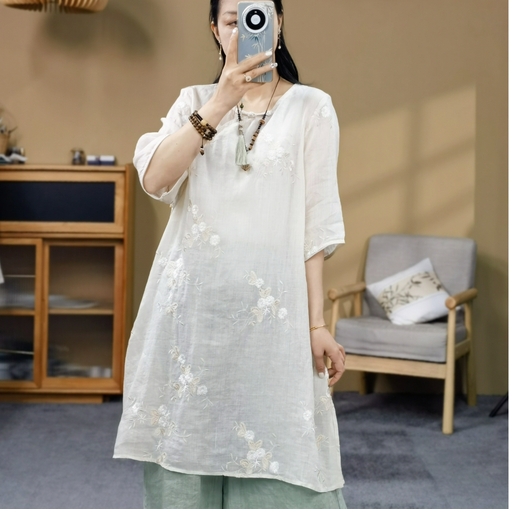 束心新中式新款女装圆领斜襟盘扣重工刺绣苎麻纯色中长款上衣女