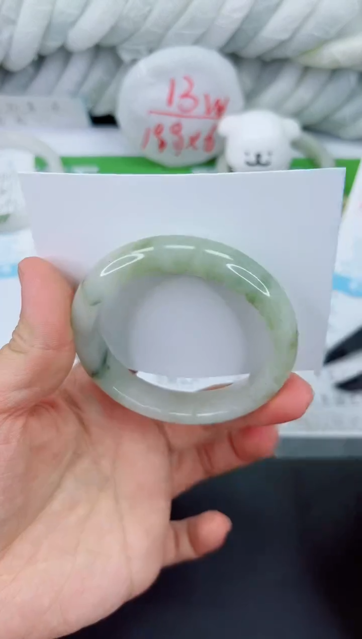 【闪购商品】石英质玉手镯未镶嵌551-55.4