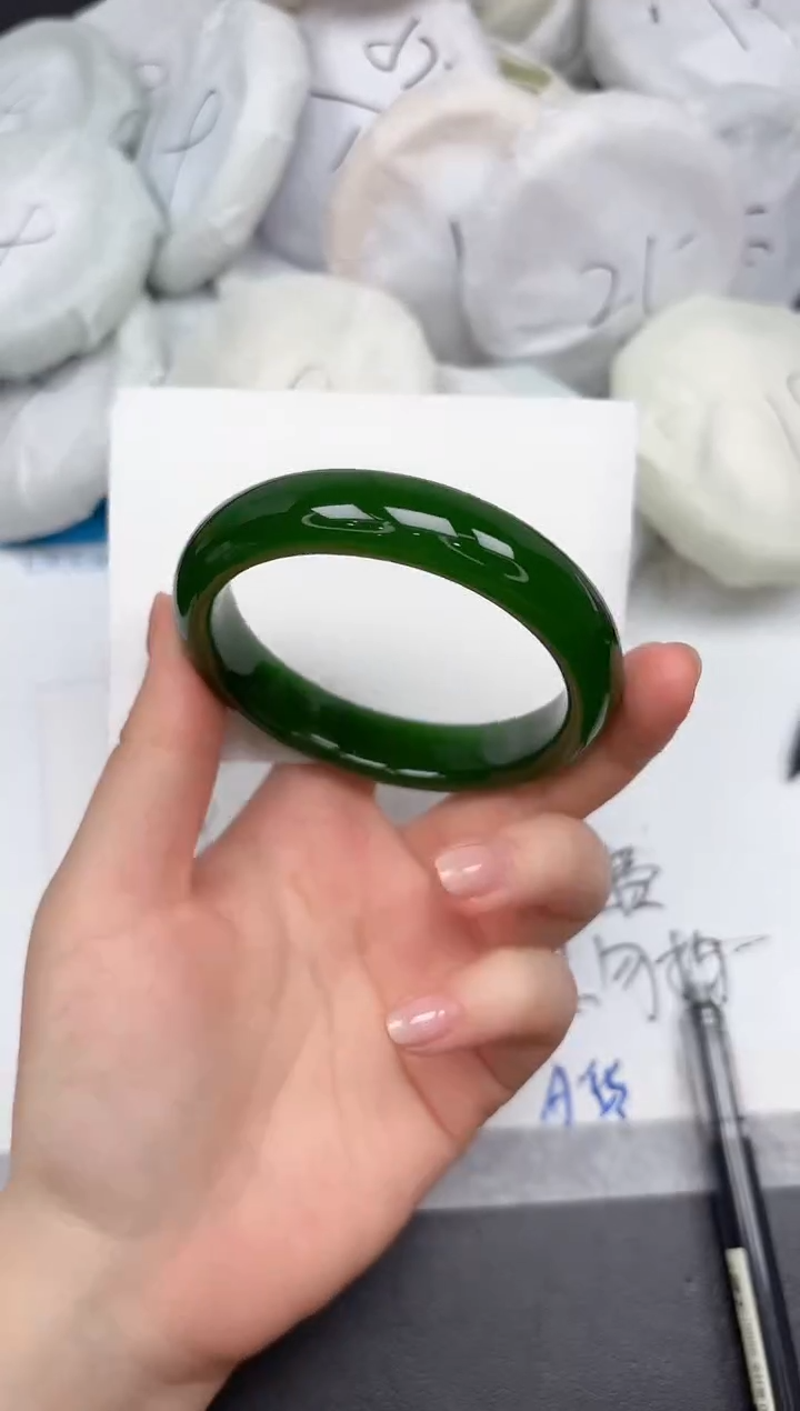 未镶嵌手镯石英质玉16-5758