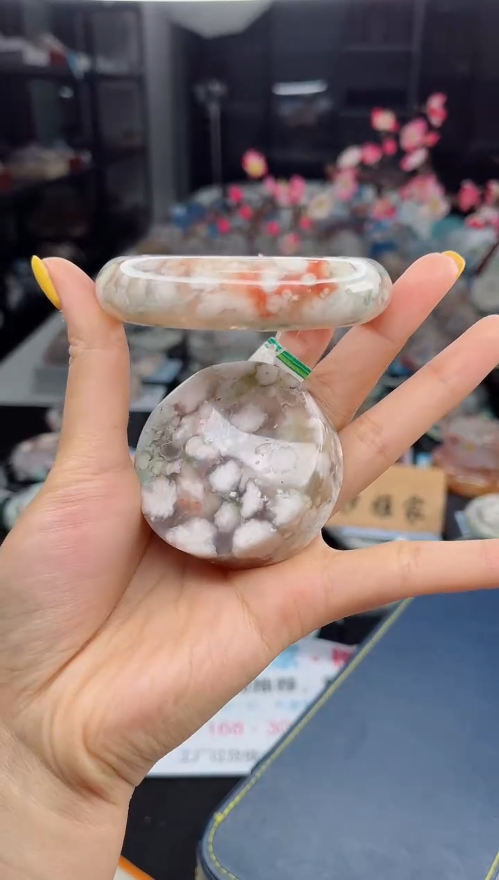 石英质玉未镶嵌手镯56圈口（赠送镯心）S9240112