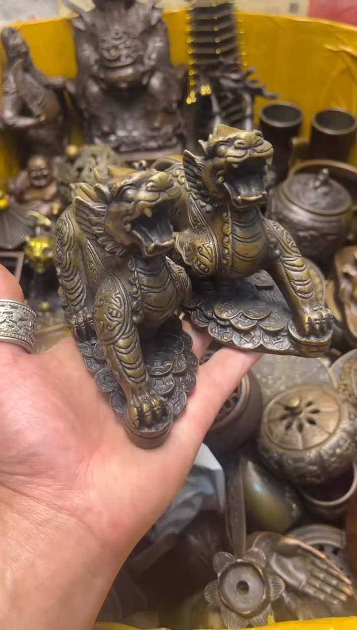 精美铜器，点击下单