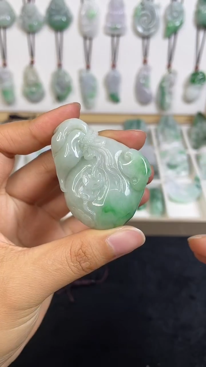 颈饰未镶嵌翡翠1