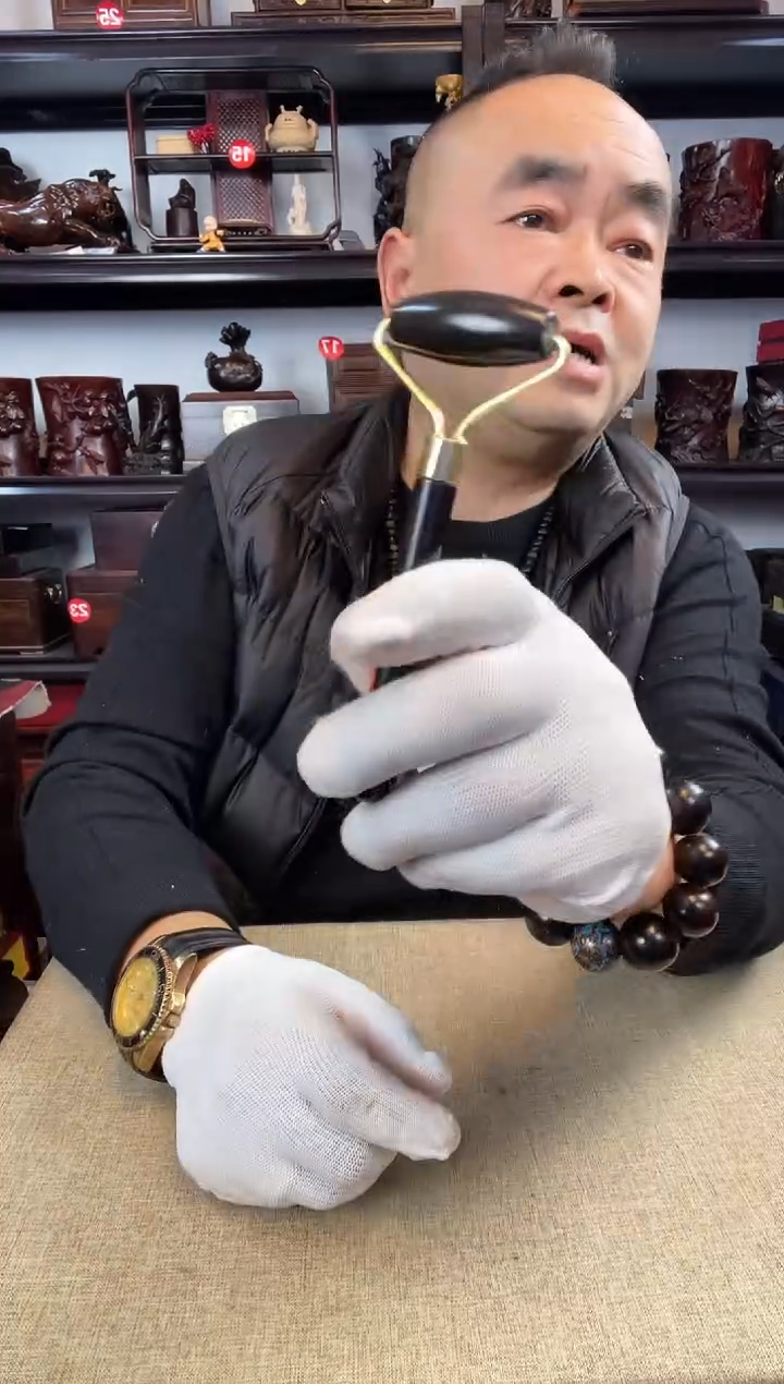 木老李红木工艺品459瑕疵