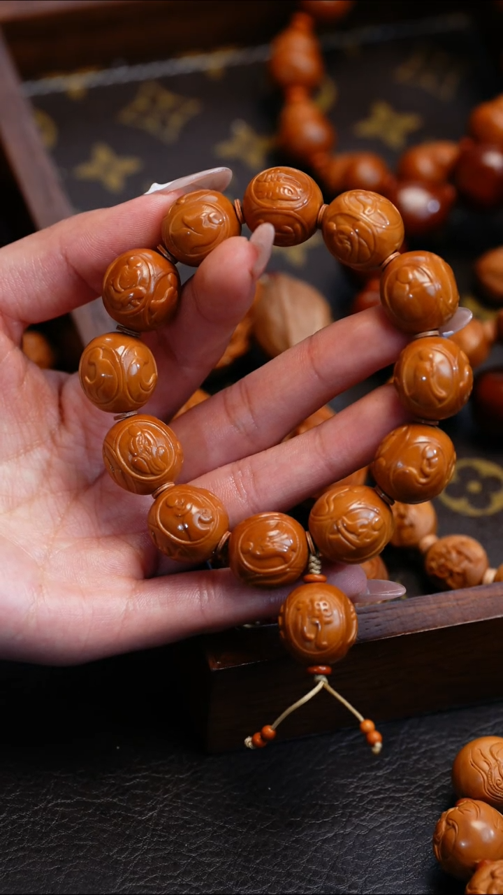 【闪购商品】橄榄核吊坠苏工橄榄核