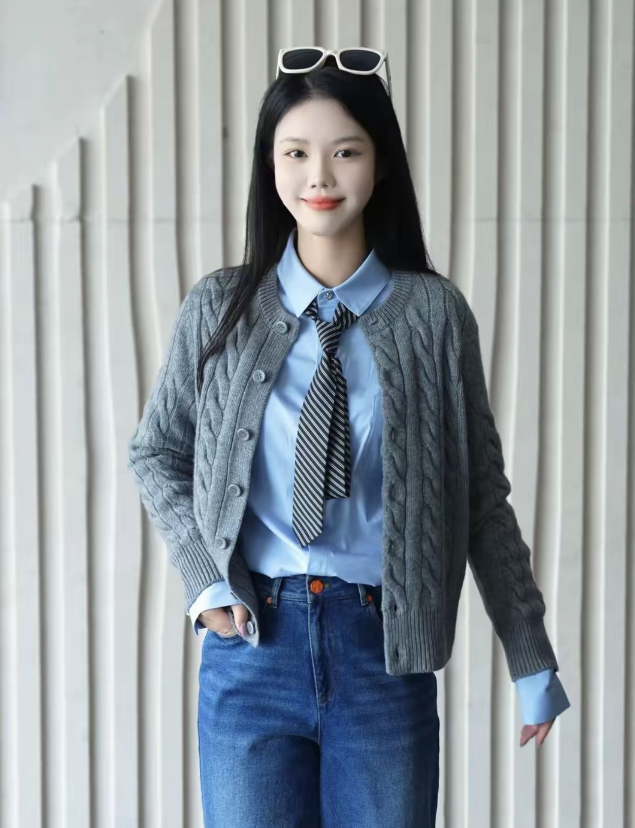 【商场同款】2025秋装新款麻花纯色圆领针织开衫红色外套女1499248