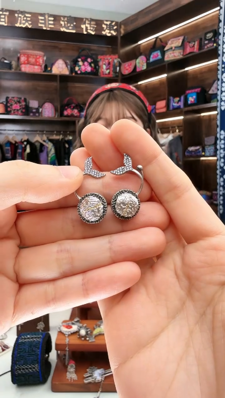 【闪购商品】织绣33蚩梦苗族古绣