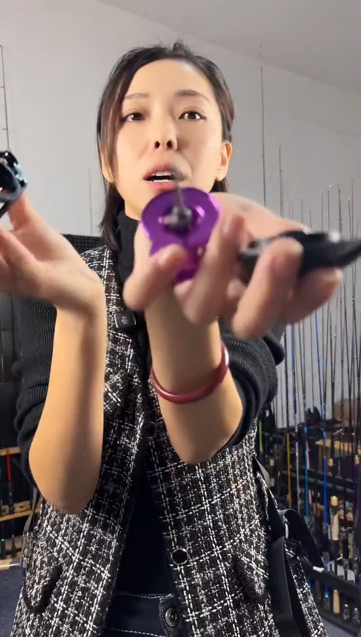 1.8m以下碳素水滴轮右手（瑕疵尾货，没有售后，介意勿拍）