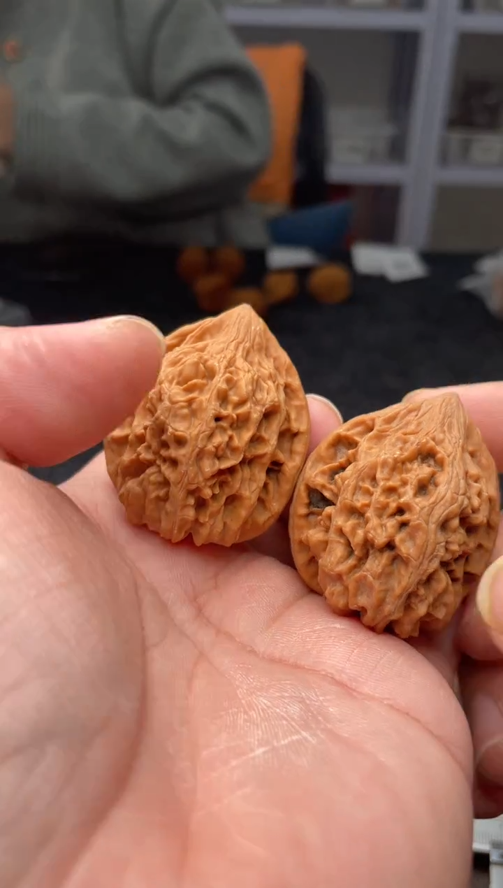 把件文玩核桃B336  号   38尺鸡心