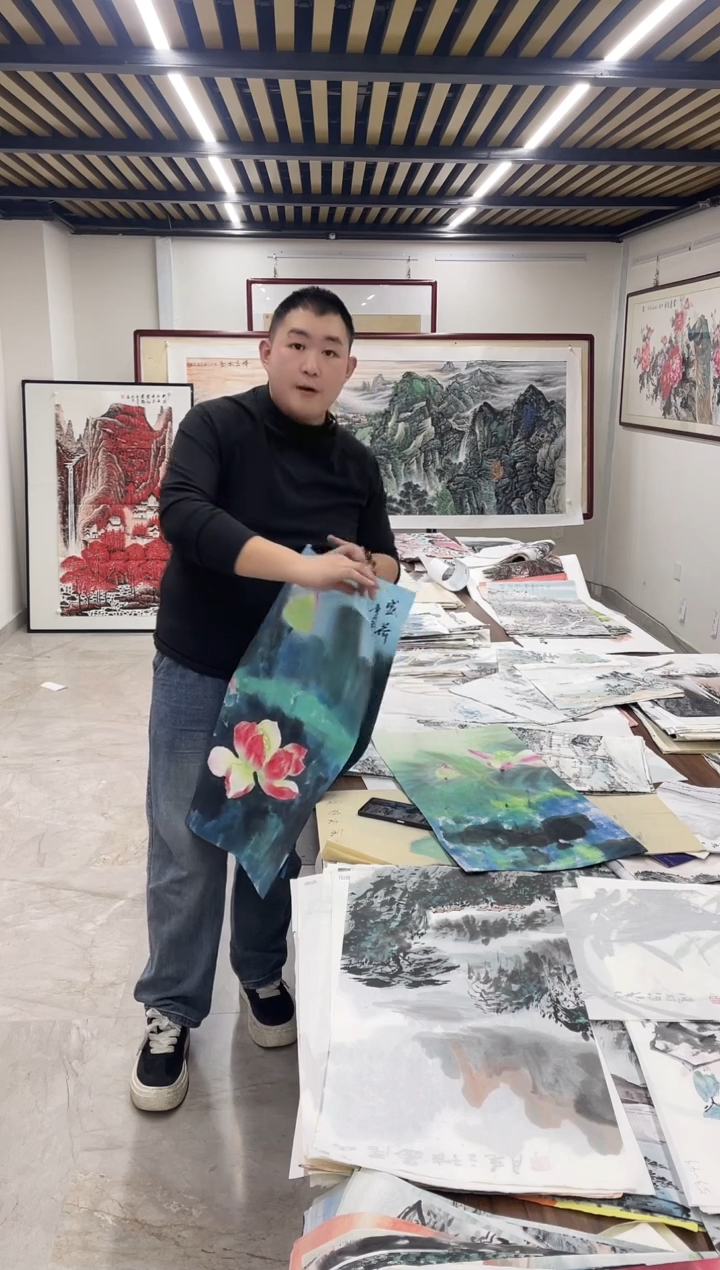 国画融易专属链接-泼彩荷花