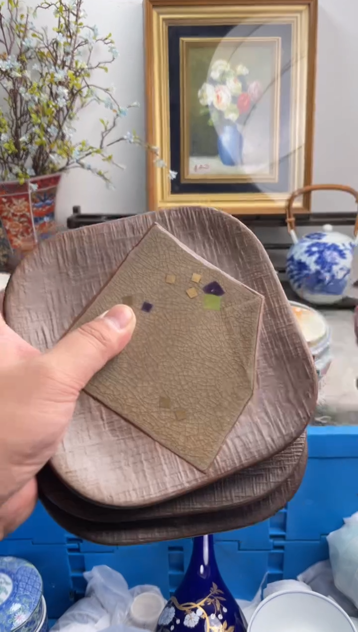 瓷片顾****员567-J-          