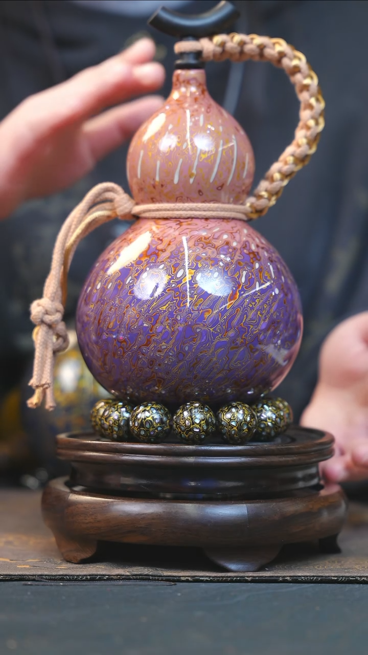 【闪购商品】YJ149漆艺酒葫芦不包手串及旋转底座