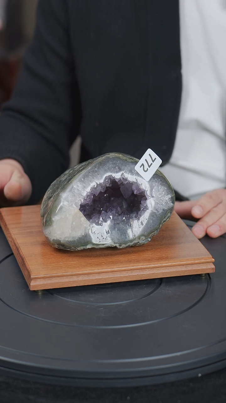 【闪购商品】紫晶大型摆件（非配饰）未镶嵌水晶