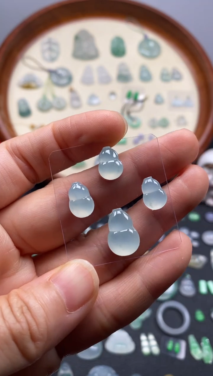 颈饰未镶嵌翡翠4颗冰葫芦/芬