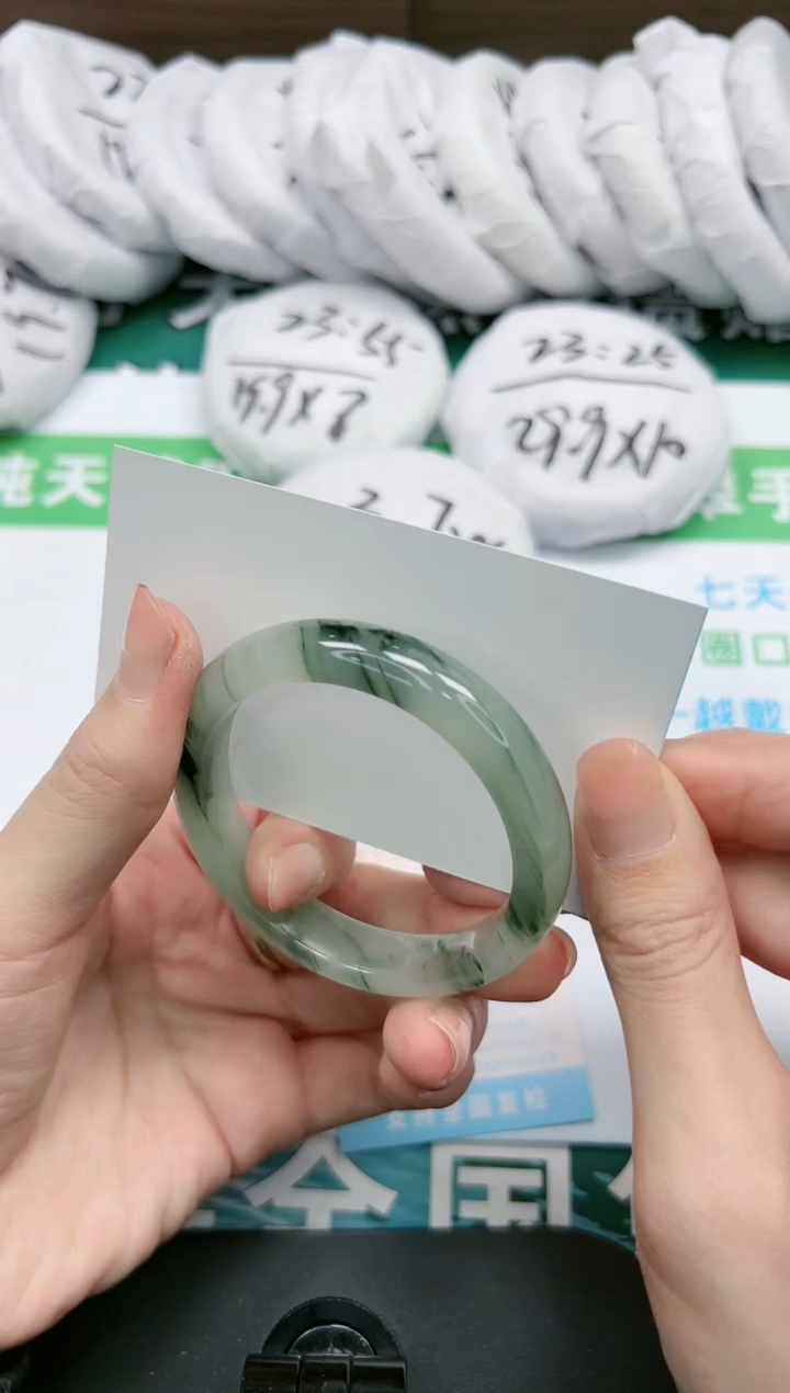 【闪购商品】石英质玉手镯未镶嵌K262-50