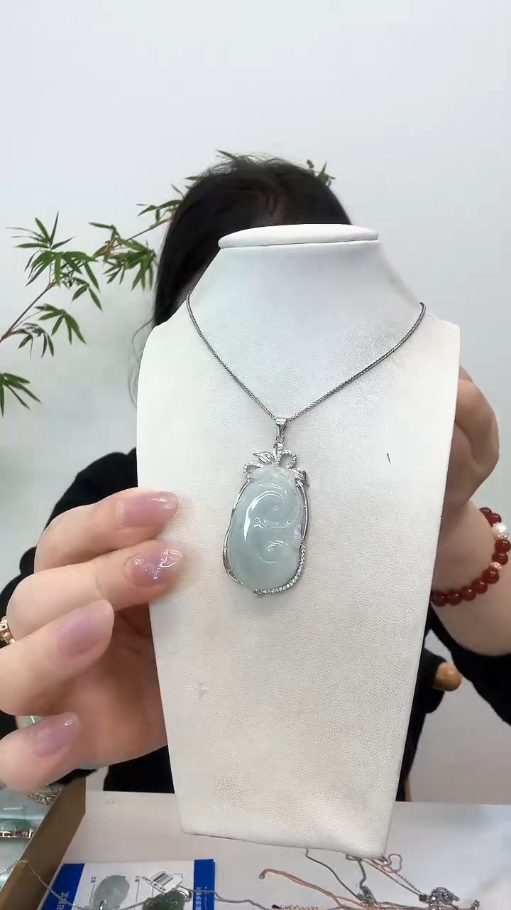 【闪购商品】翡翠吊坠(赠链)银S925镶嵌如意