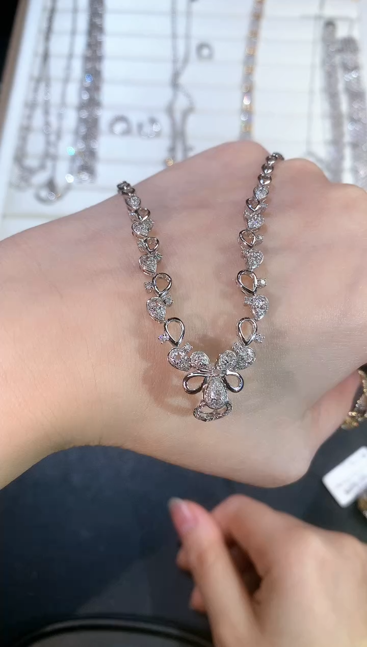 【闪购商品】钻石套链18K金镶嵌S400|7999