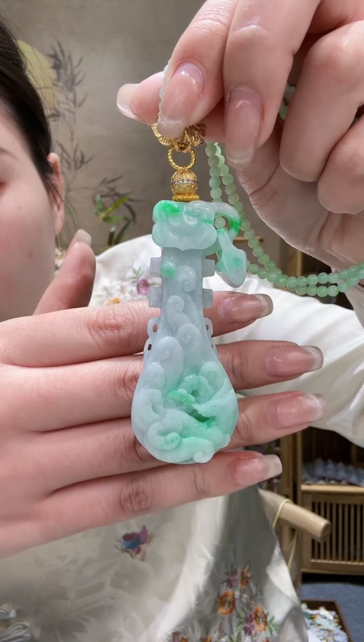 【闪购商品】翡翠颈饰未镶嵌吊坠