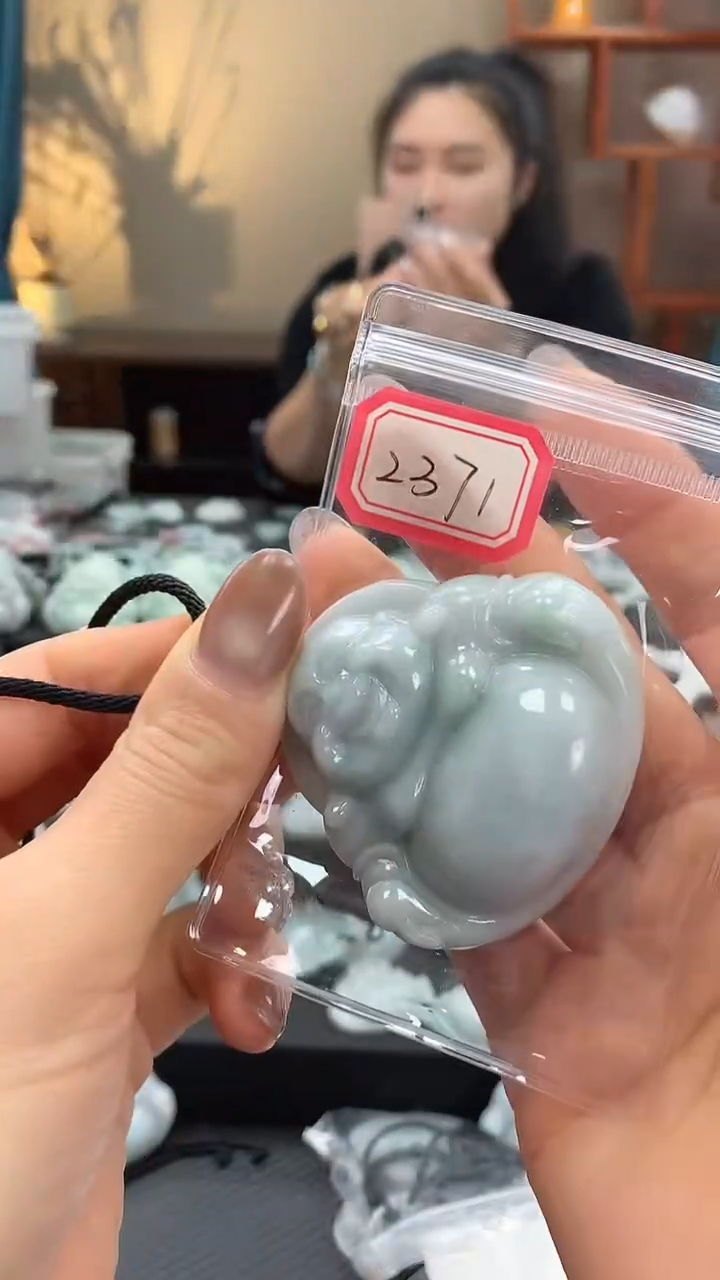 颈饰未镶嵌翡翠佛公2371