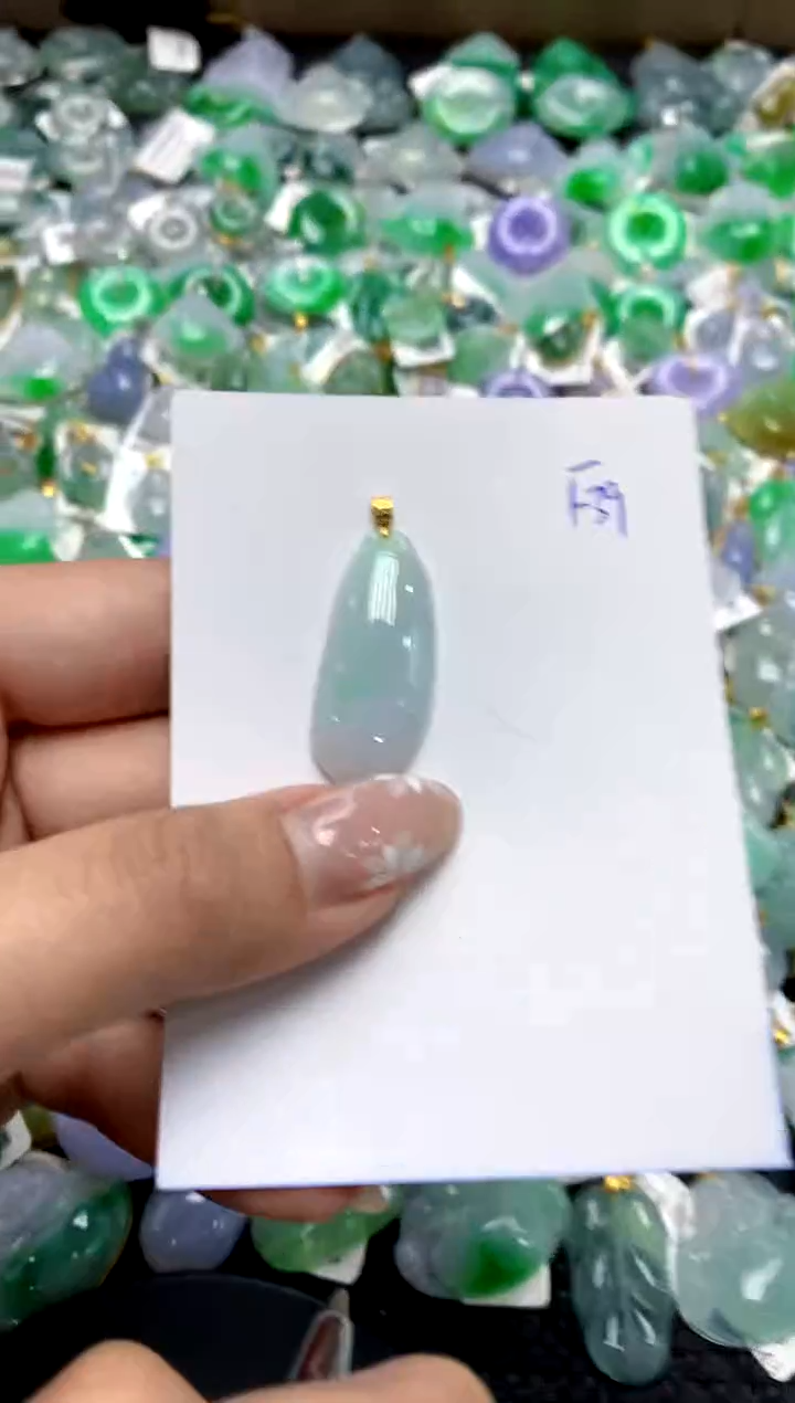 【闪购商品】翡翠颈饰18K金镶嵌1111111111111