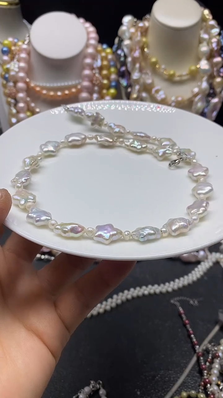 颈饰未镶嵌淡水珍珠多人