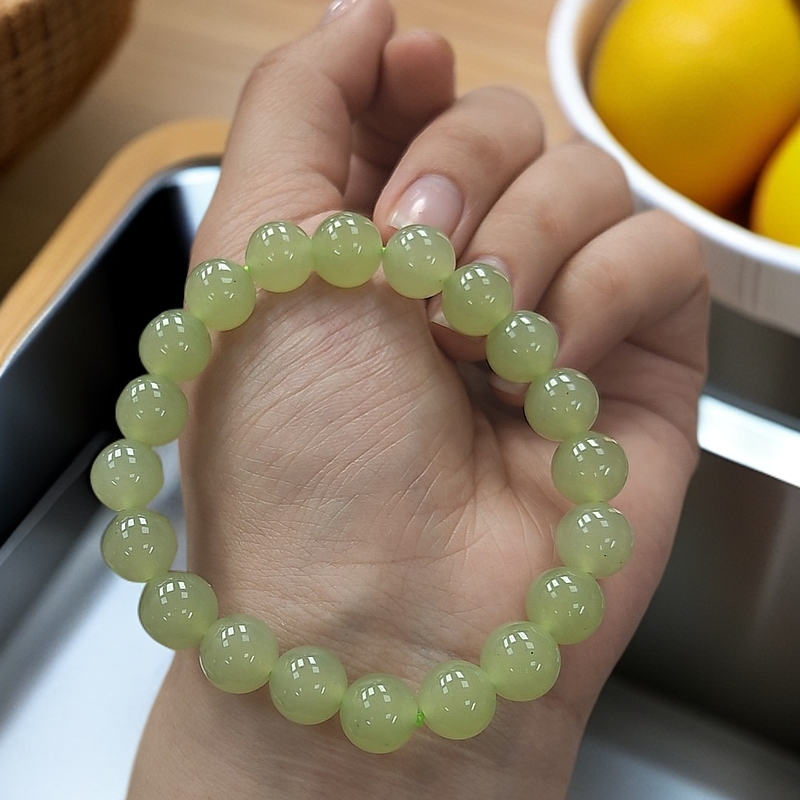 新疆若羌黄口卡10mm手串