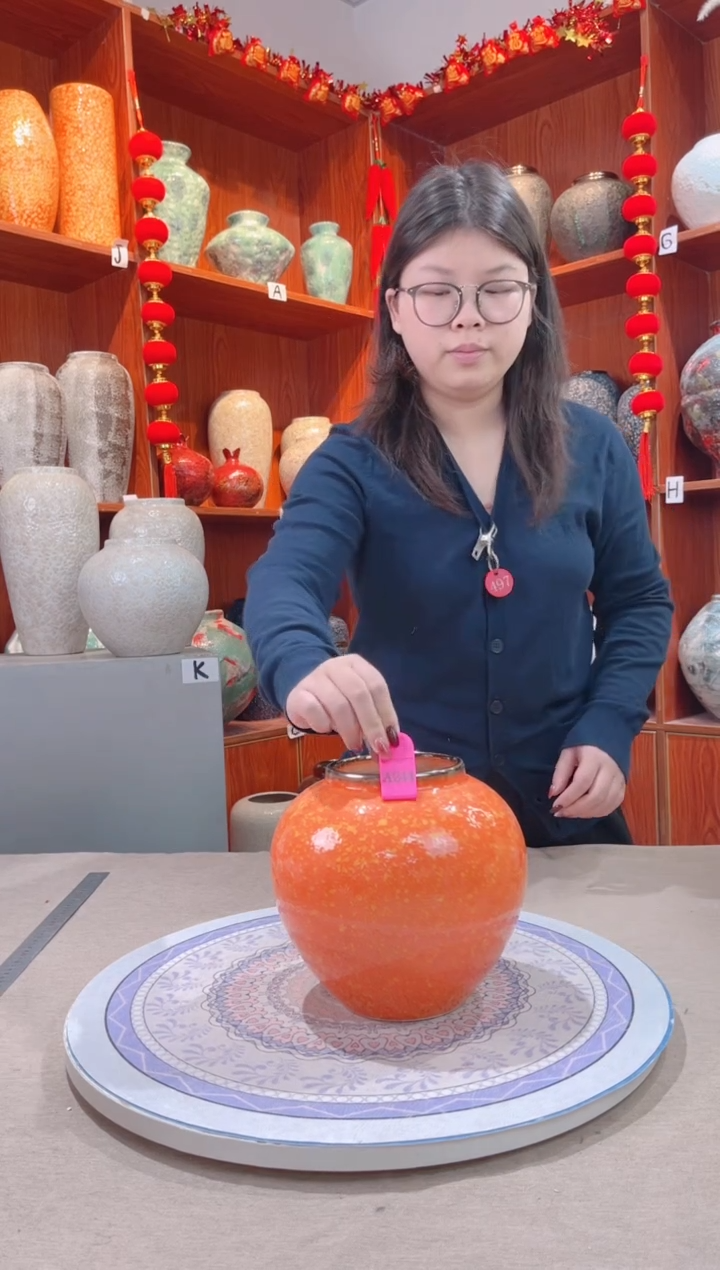 【闪购商品】瓶孤品 微瑕陶瓷花瓶 无花 a244