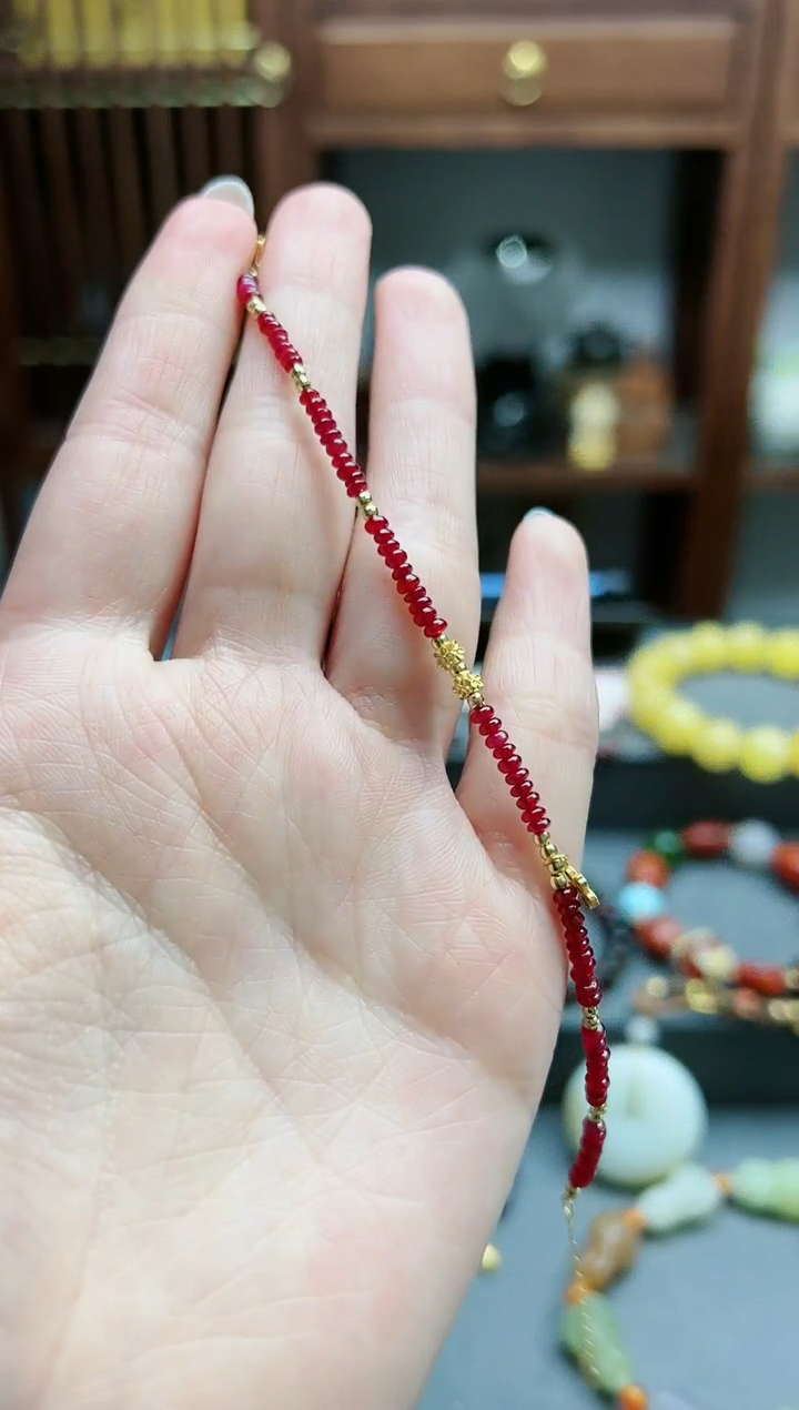 【闪购商品】红宝石手链18K金镶嵌18k金红宝石手链*1 ZX