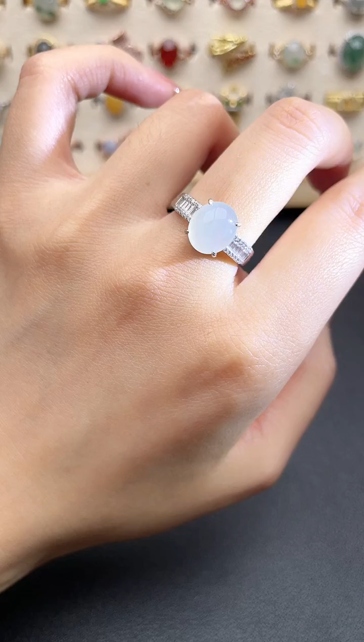 【闪购商品】翡翠戒指银S925镶嵌一物一证一礼盒