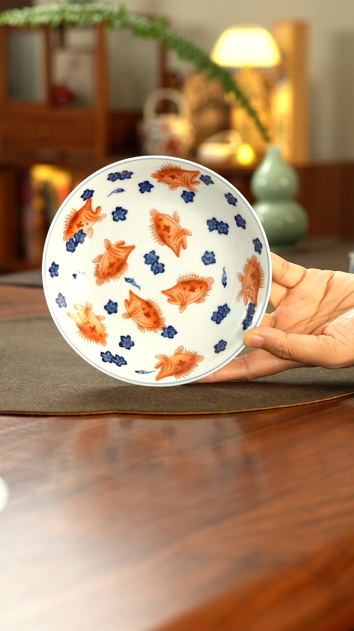 新品尝鲜青花矾红壶承