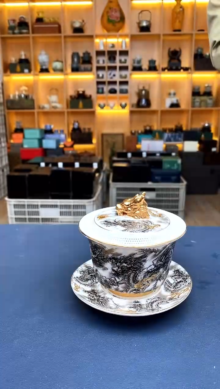 【闪购商品】撤柜高货，价格随便开@@D323