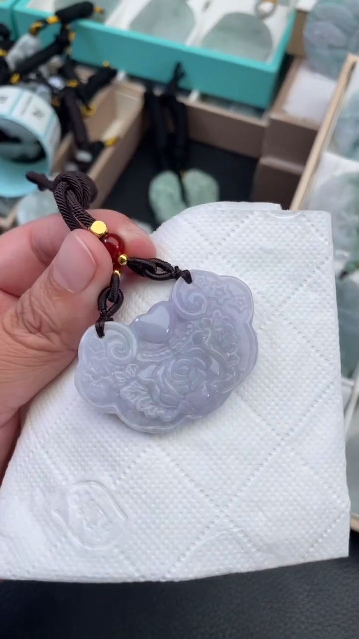 颈饰未镶嵌翡翠天然缅甸翡翠A货94