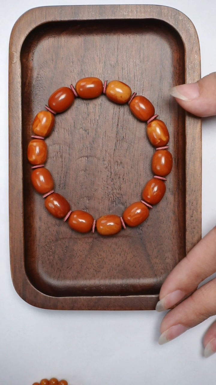 【闪购商品】琥珀手链未镶嵌老花蜡枣珠手串