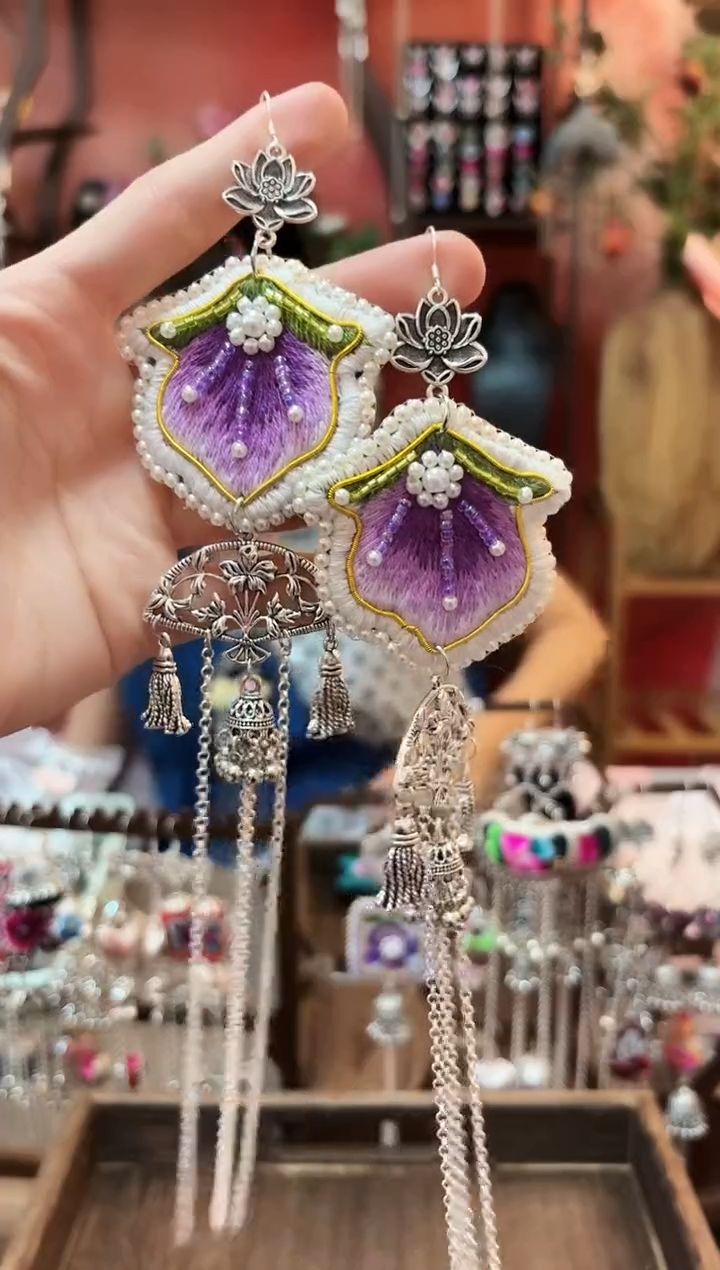 织绣玫****恋云织谣民族风精美饰品   101