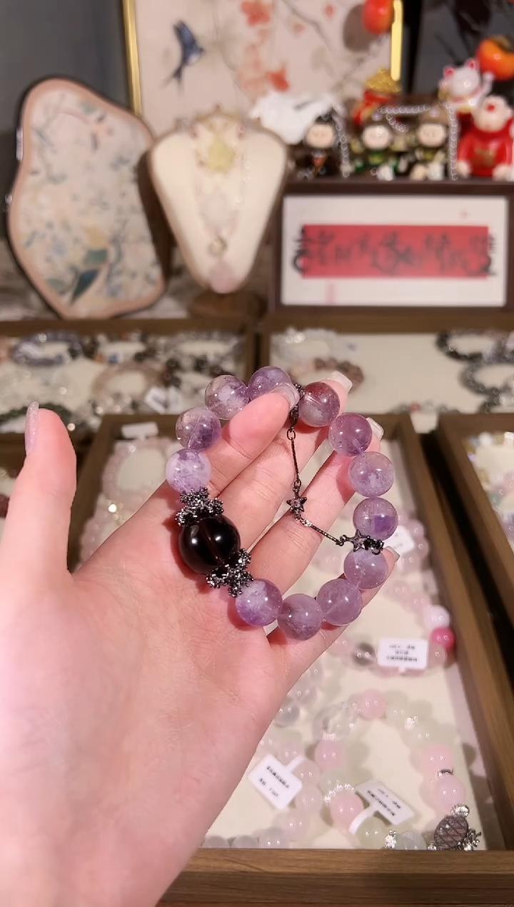 【闪购商品】水晶手链未镶嵌天然水晶 多样性发货发其一 颜色微差