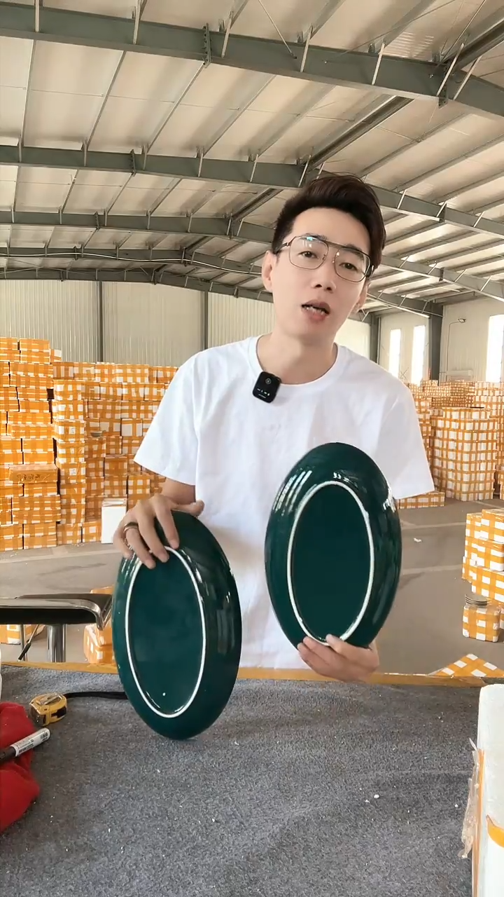 陶瓷餐具尾货处理 微瑕祖母绿鱼盘2支