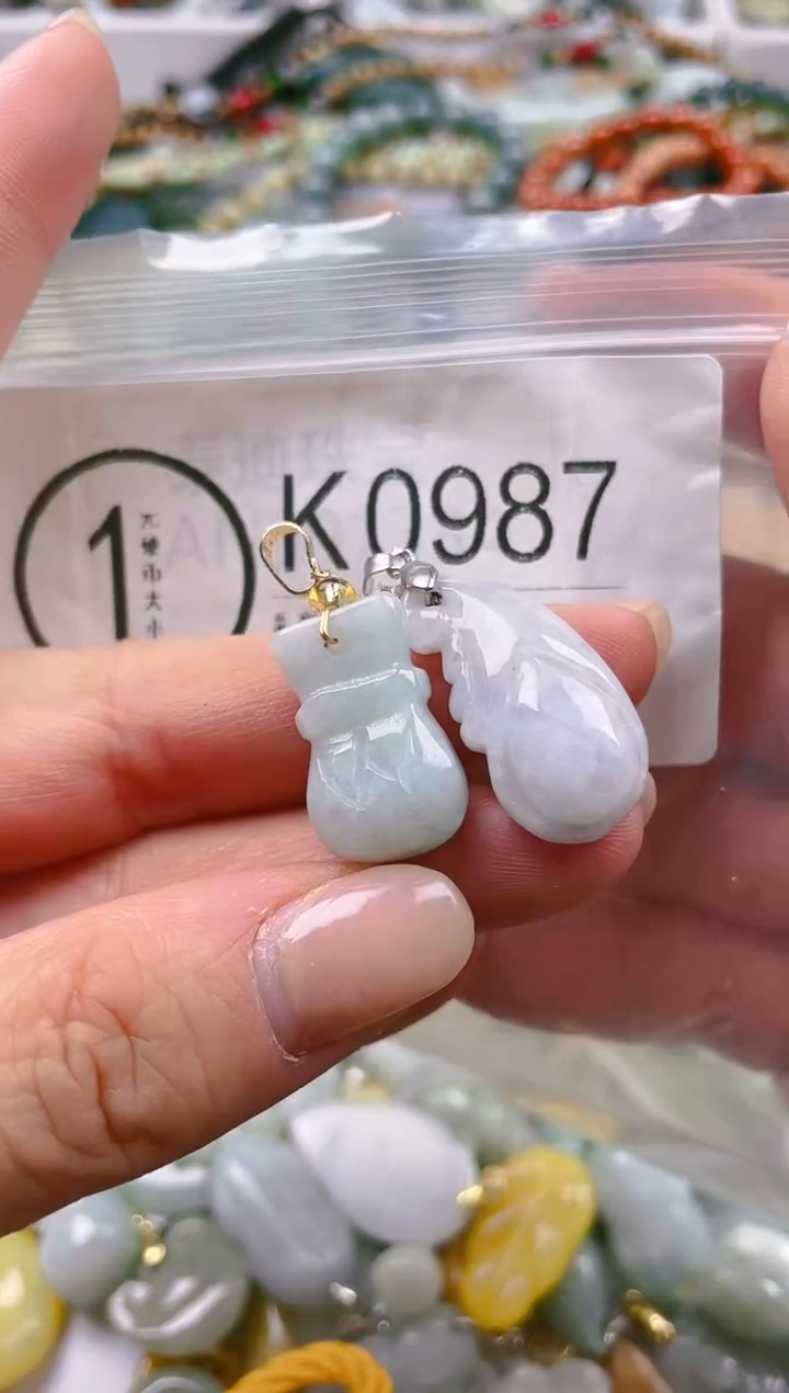 【闪购商品】翡翠颈饰未镶嵌/K/翡翠A货一图一物