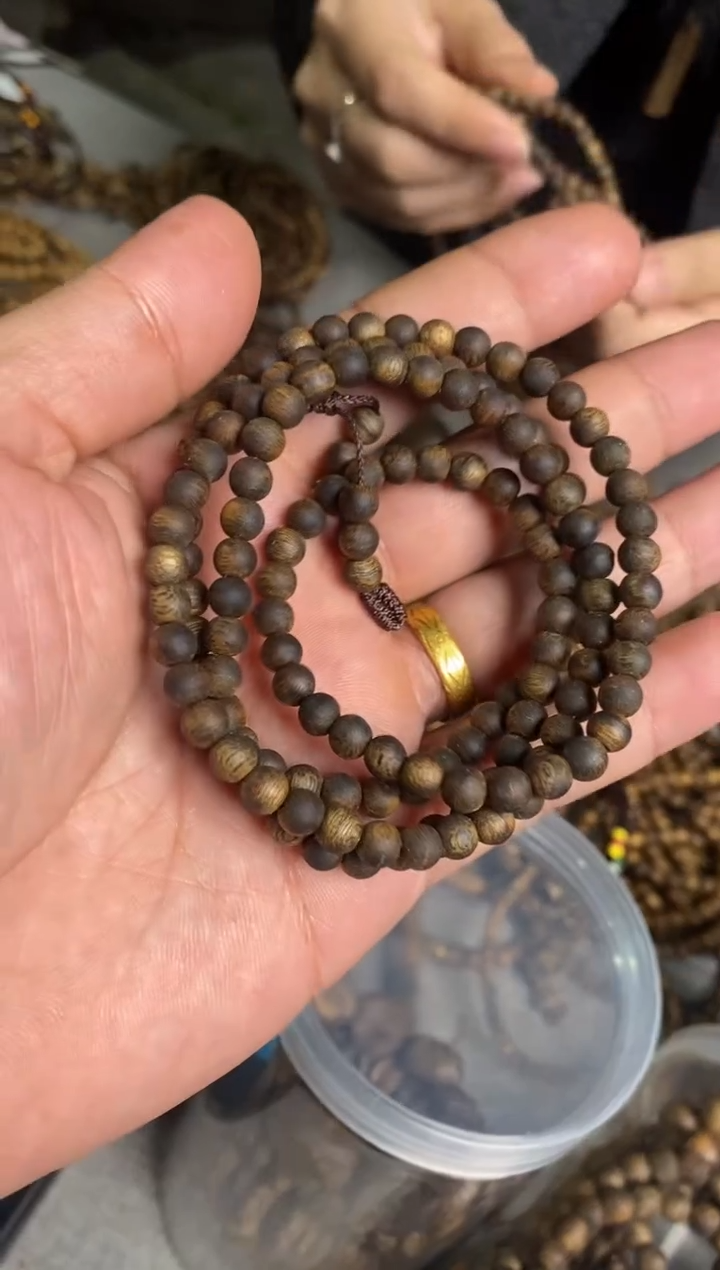 沉香手串高货05圆珠多圈手串多样性发一