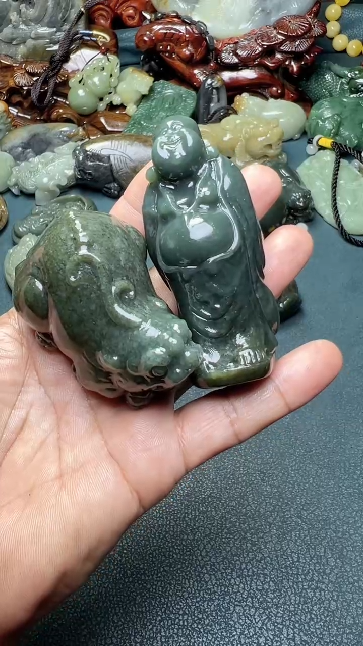 和田玉未镶嵌把件2