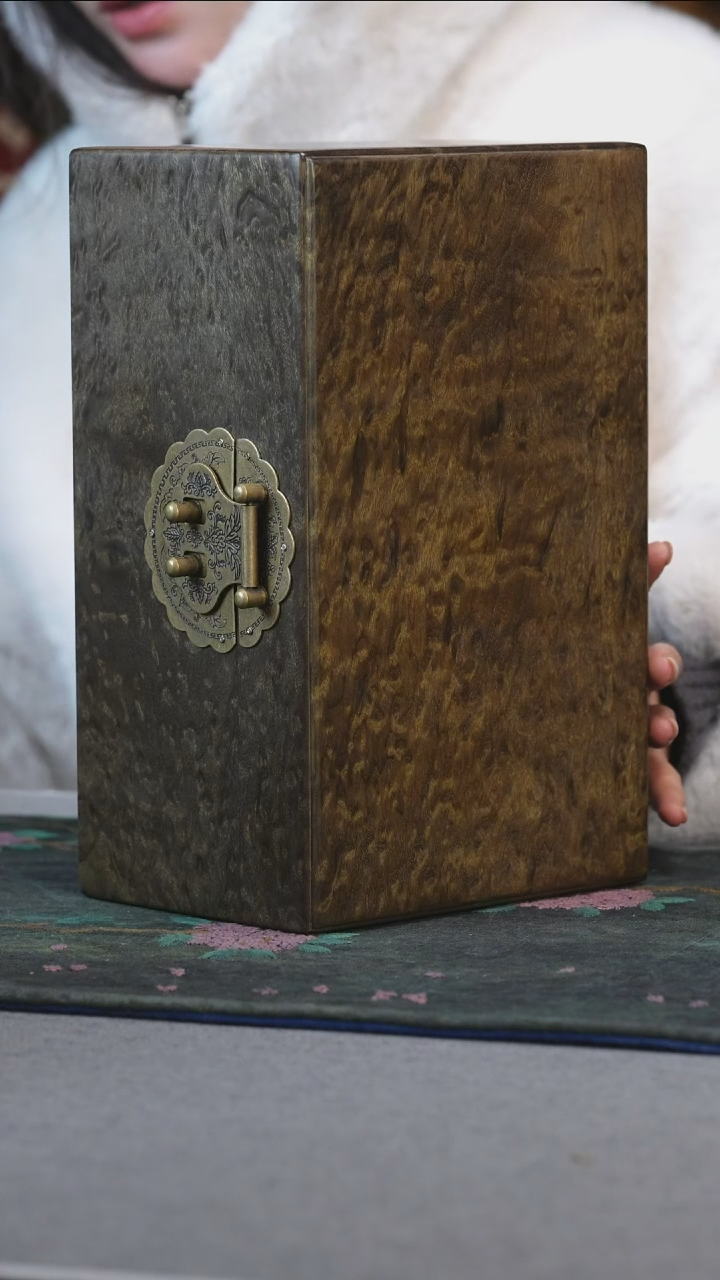 【闪购商品】乌木类家具金丝楠古沉一木一器龙胆纹首饰盒