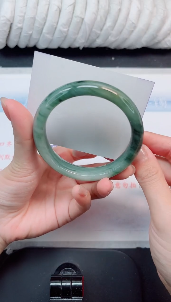 【闪购商品】石英质玉手镯未镶嵌315#60有洒金