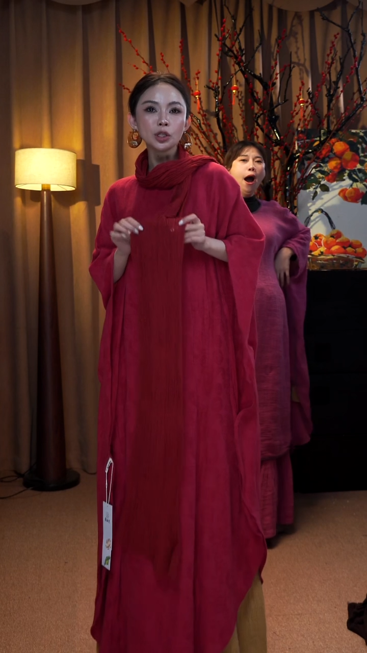 挂脖款玛*知否亚麻连衣裙