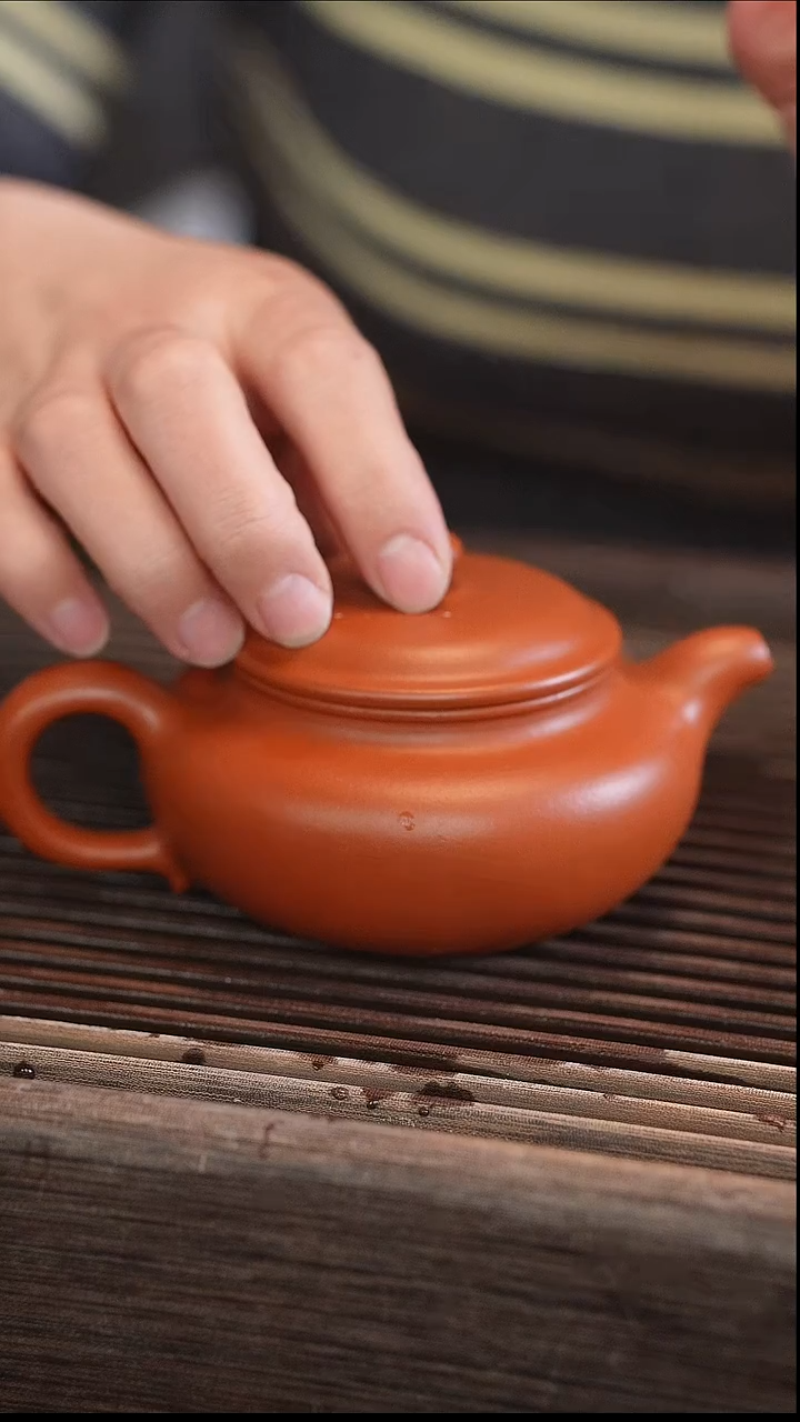 茶壶紫砂朱泥   仿古  170cc